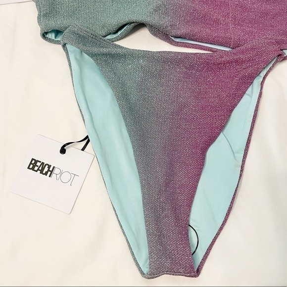 NWT BEACH RIOT Ombré Bikini Set Avalon Top - Picture 8 of 15